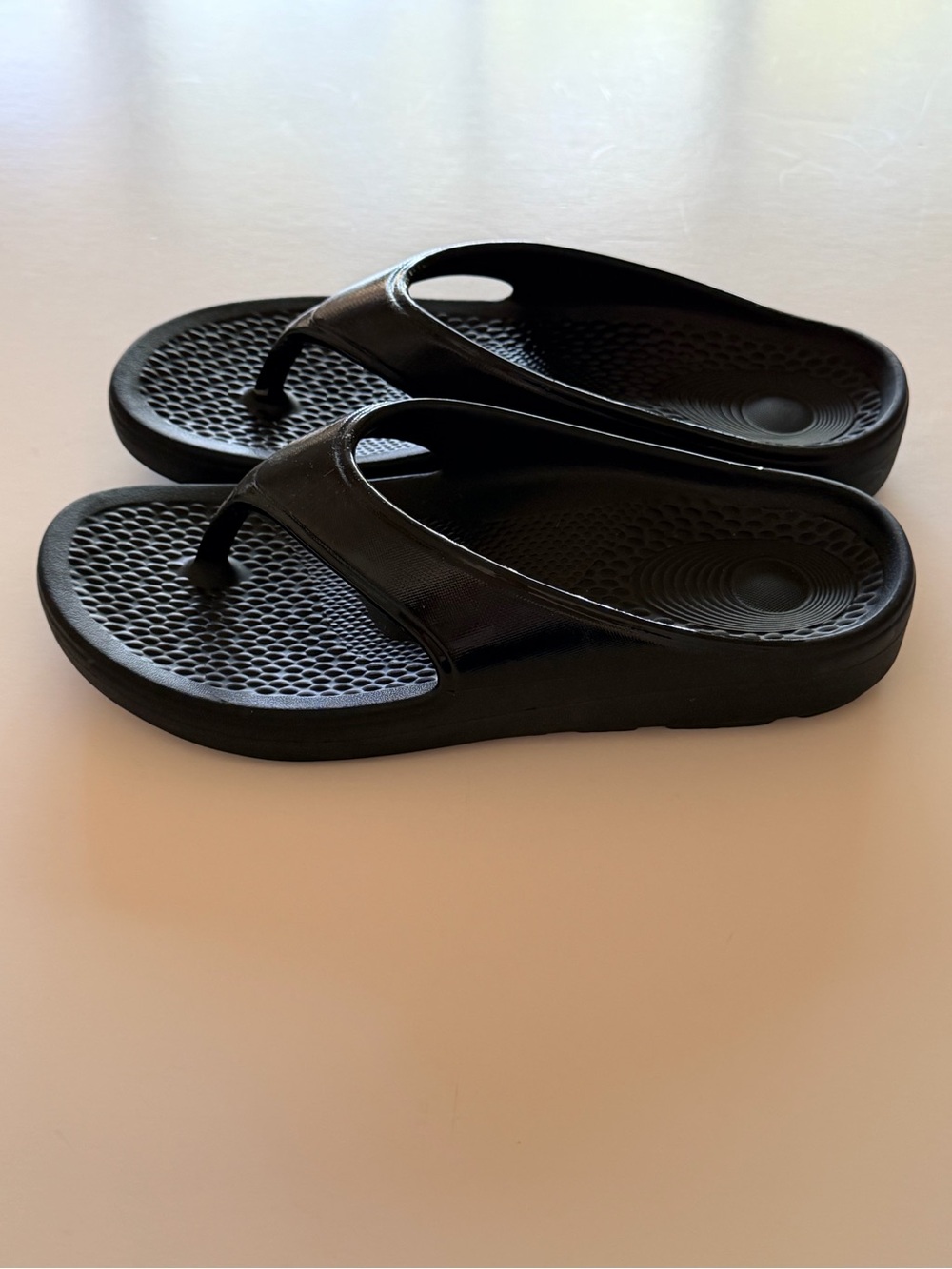 REVITALIGN PWR Bridge Orthopedic thong slides, arch support, black, sz 8W - Picture 7 of 9